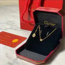اكسسورات تقليد ماركات بسعر الجملة للكميات 1