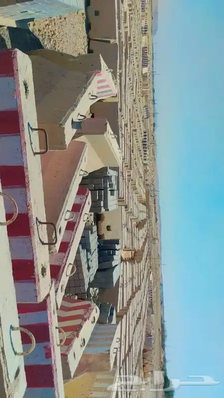 حواجز خرسانيه مستخدمه 3