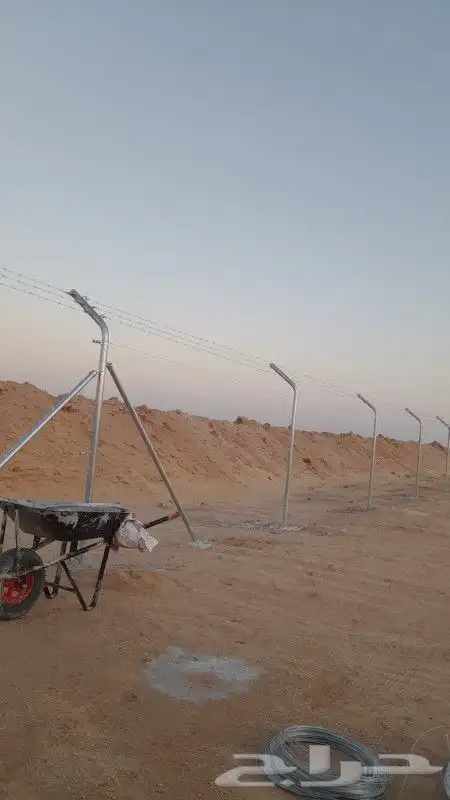 تسوير المزارع والأراضي البيضاء وتركيب شبوك الملاعب 2