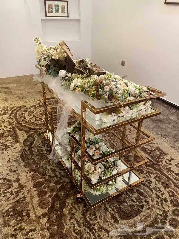 عربية ملكة 2