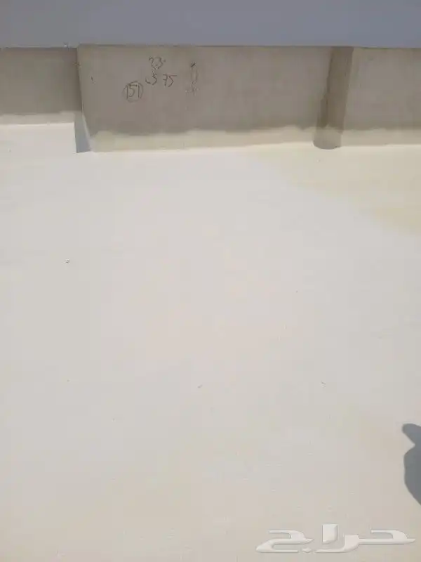 عزل فوم مائى وحراري للأسطح الخرسانيه والهنجر 1