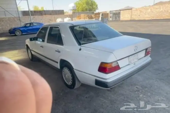 مرسيدس E260 مديل 1988 . 0