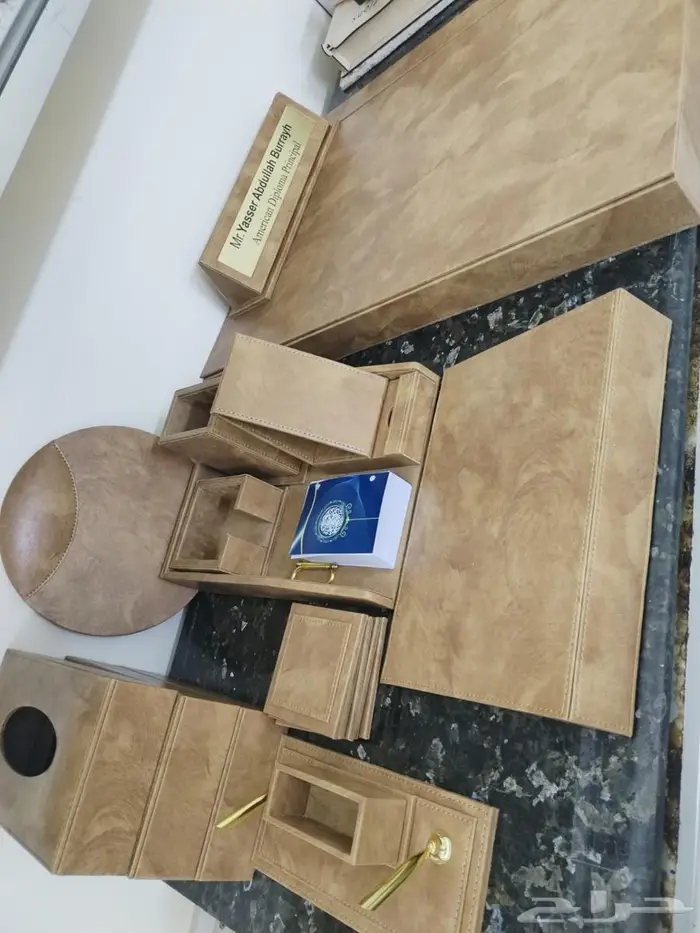 طقم مكتبي فاخر جدا 1