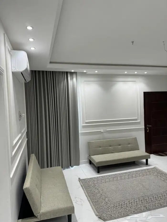 شقة روف سطح واسع مفروشة تأجير محجوزه إلى 29 ذو الحجه 0