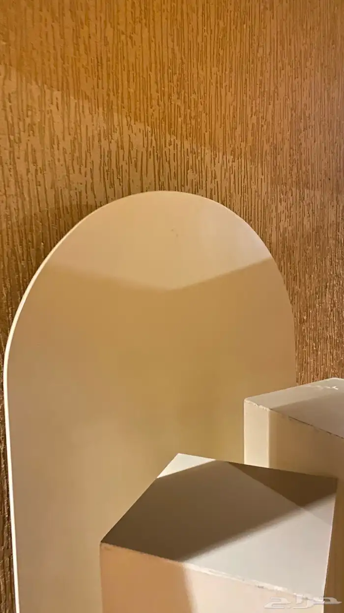 للبيع طاولات 1