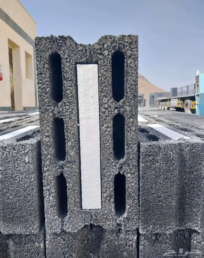 بلك بركاني  اسمنتي و احمر جميع المقاسات من المدينه المنوره 0