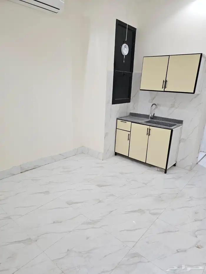 ضاحيه نمار شقق عزاب 2400 شهري مفروش ( غرفه وصاله ) 1