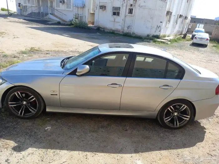 BMW 2011 3
