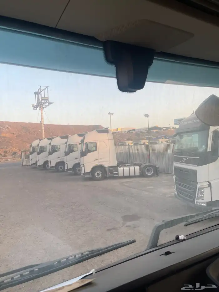 فولفو 2018 طراز 460 بطاقة جمركية 8