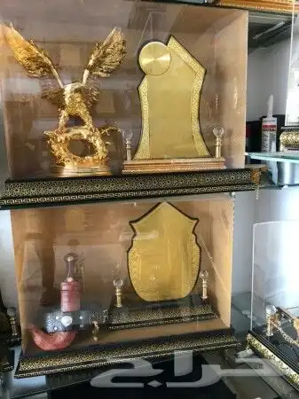 هدايا دروع بشوت مشالح سيوف 12