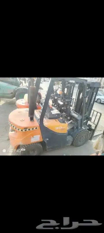 رافعه شوكيه ثلاثه طن للايجار اليومي شهري 0