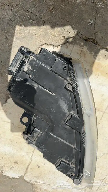للبيع شمعة اودي A8 2005 2010 2