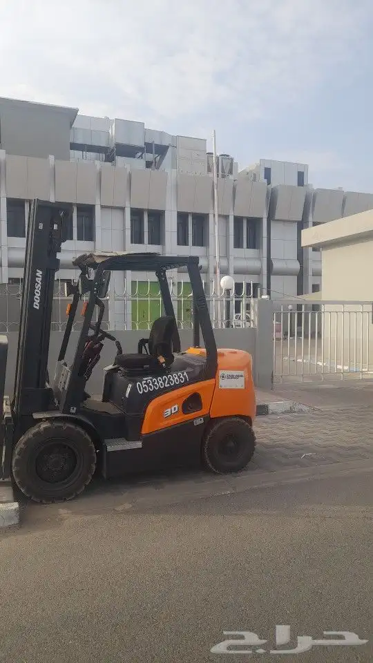 رافعات شوكية للايجار سكين 2