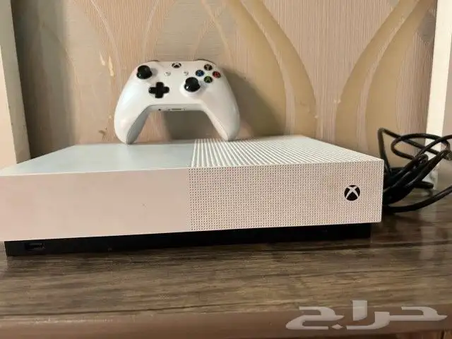 جهاز اكس بوكس تيرا اليداضاهر مدخل الشاحت خربان لاكن بطاريه 1