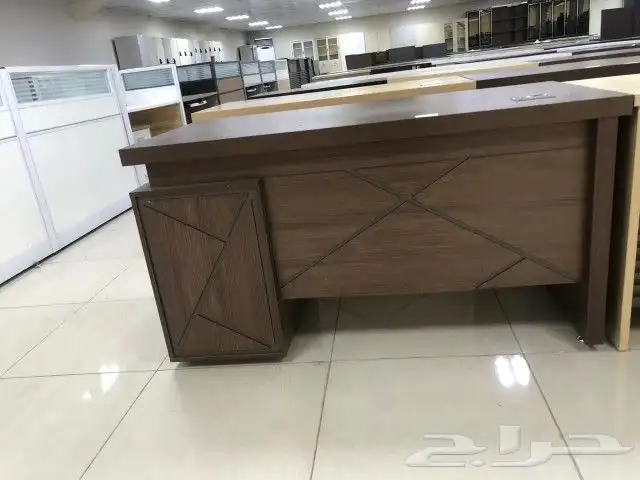 مكاتب دولاب كراسي طاولات مؤجؤد كنب في توصيل تركيب موجود 9