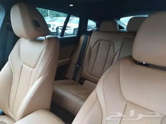 2023 BMW X4 xDrive30i 6