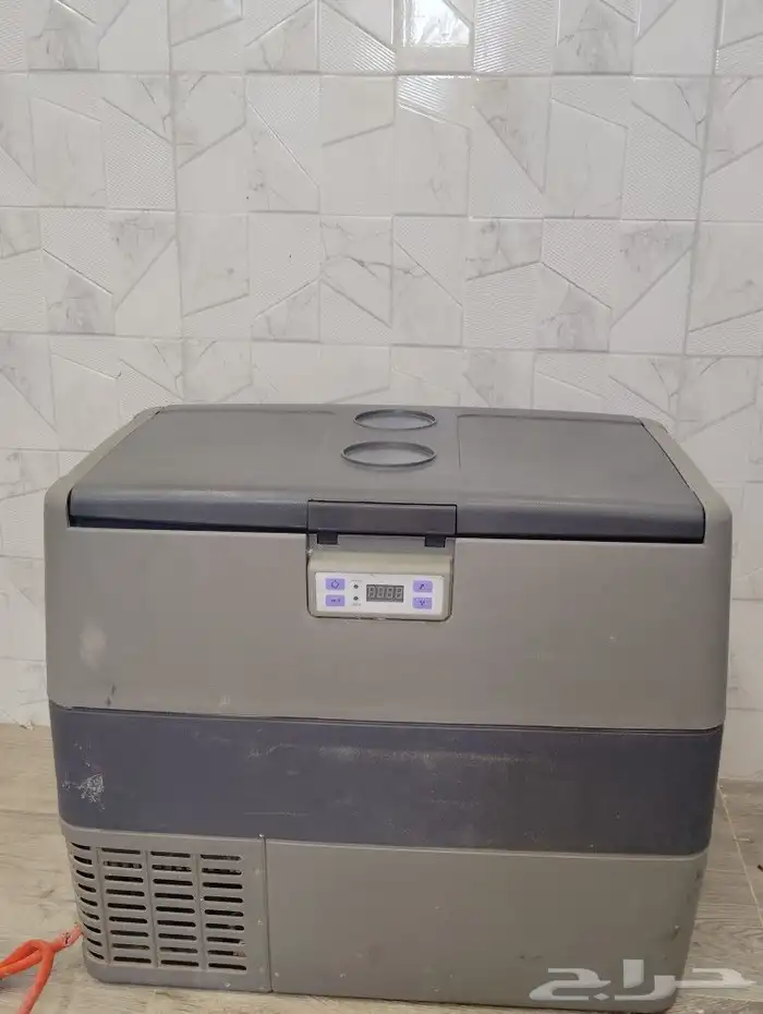 ثلاجة الراشد 50 لتر تبريد وتثليج 18-للبيع او البدل ب35 لتر ا 0