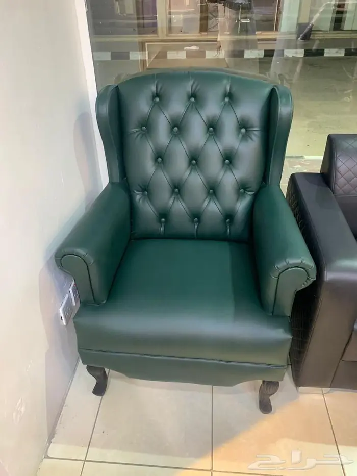 كنب مكتبي جديدة جلد فخم (طقم كنب كلاسيك وكنب ملكي متوفر) 4