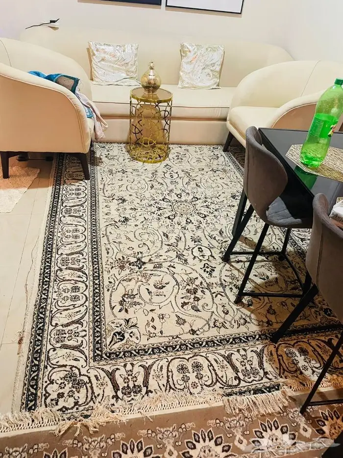 سجاد للبيع بظهرة لبن مخرج 33 0
