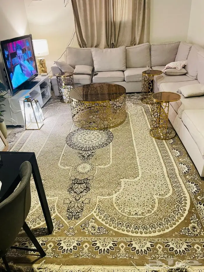 سجاد للبيع بظهرة لبن مخرج 33 4