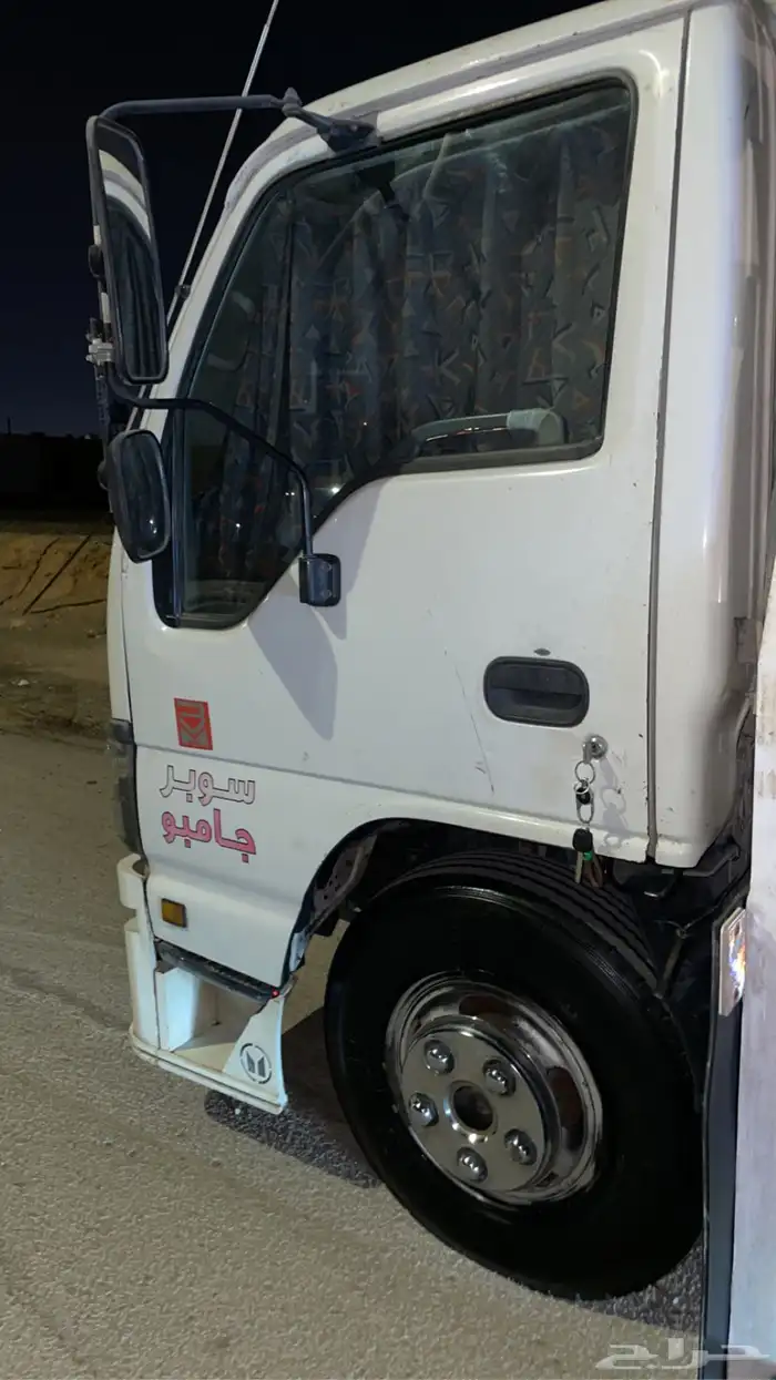 سطحه بالخرج لنقل السيارات 0