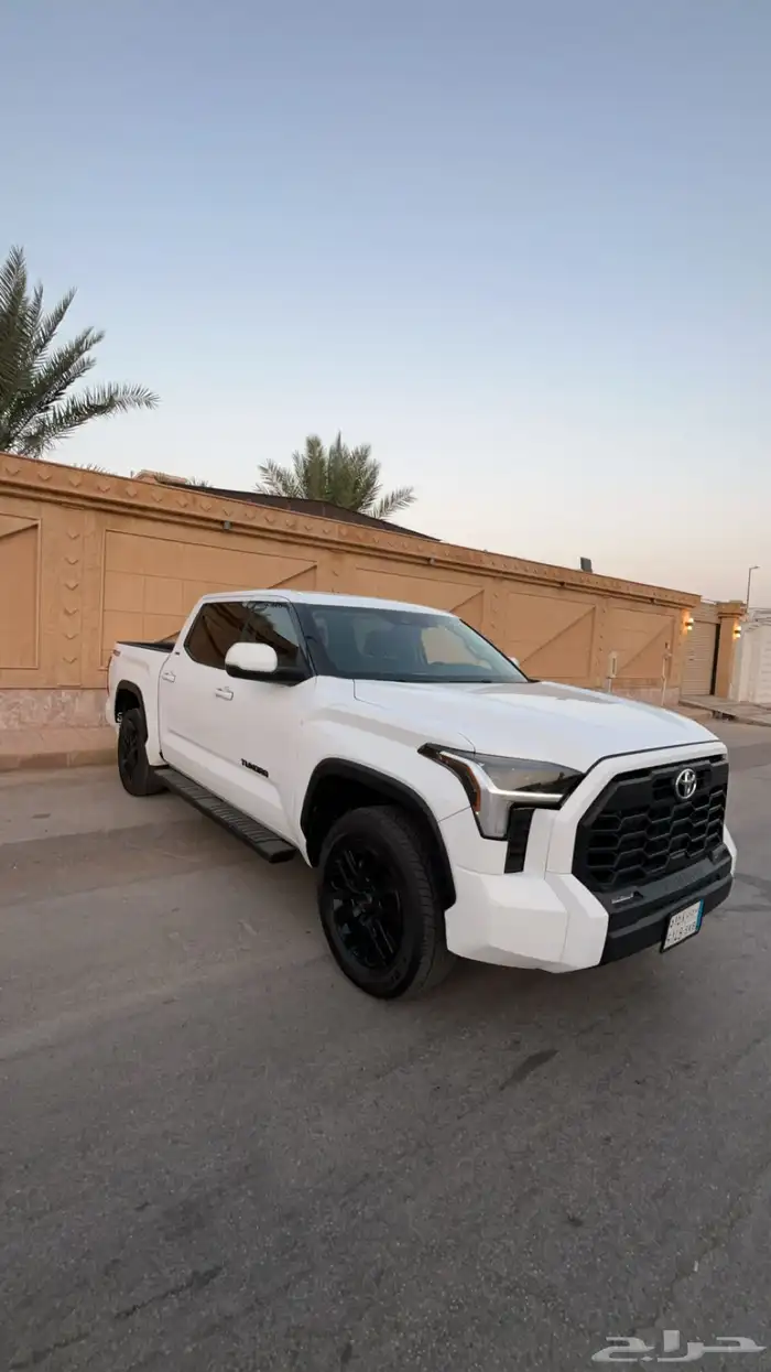 للبيع تندرا 2022 11
