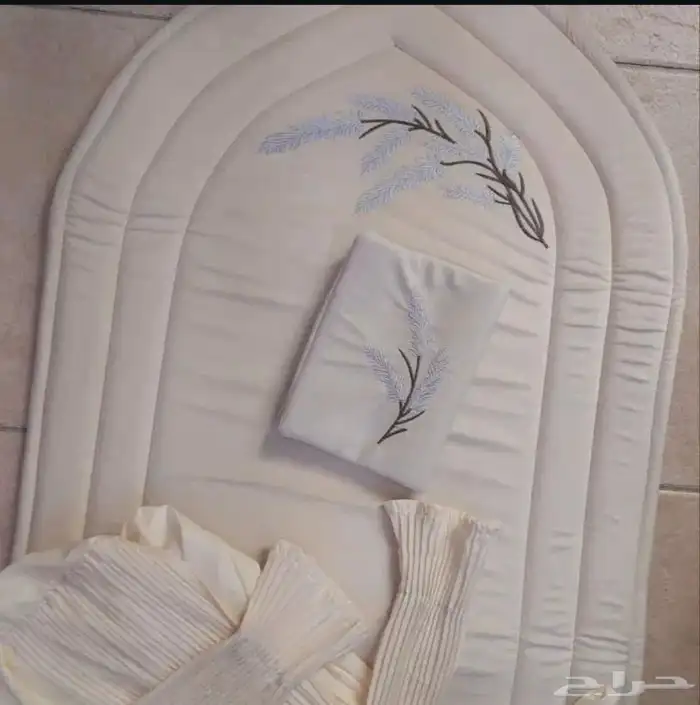 شراشف صلاه  اطقم صلاة للكبار والأطفال .سجاد صلاة 21