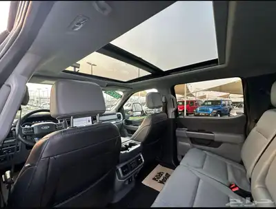 للبيع وانيت فورد F150 موديل 2023 7