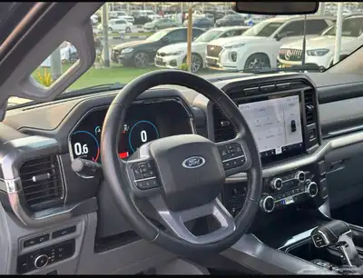 للبيع وانيت فورد F150 موديل 2023 5