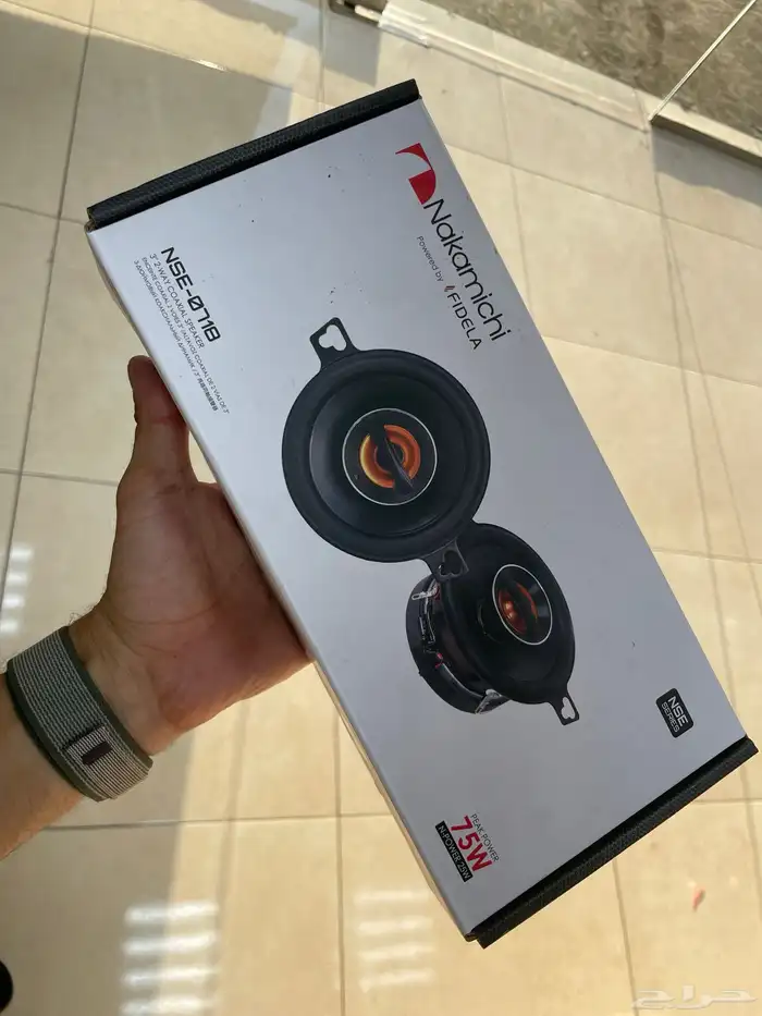 سماعات جي بي ال دائري بيضاوي 9