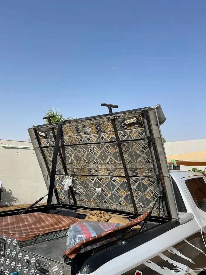 طبق ميستوبيشي l200 المطور شرايح مع اضائه داخليه وعازل 7