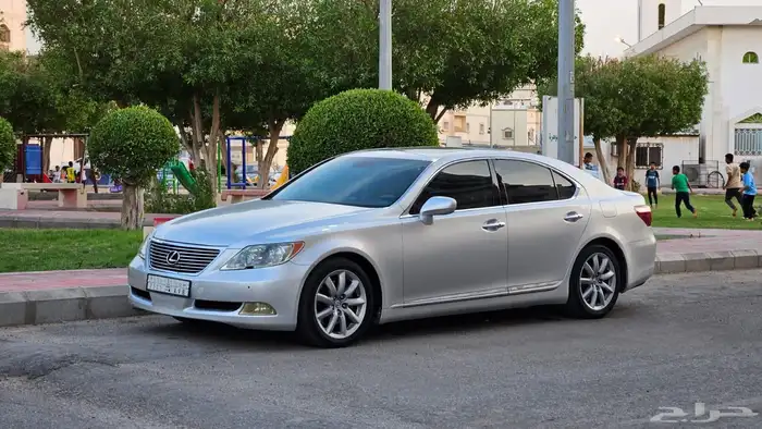 لكزس 2008 460 13