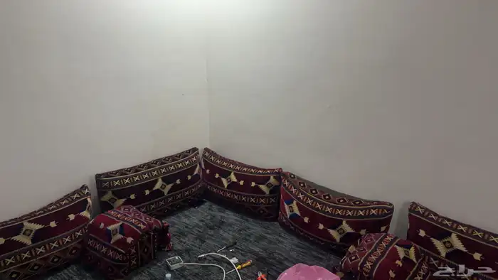 اثاث ديوانيه كامله اغراضها للبيع 2
