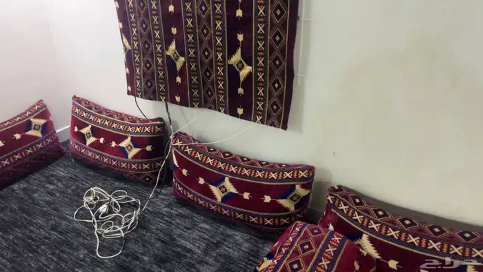 اثاث ديوانيه كامله اغراضها للبيع 5