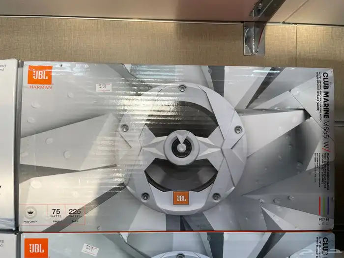 سماعات جي بي ال دائري بيضاوي 17