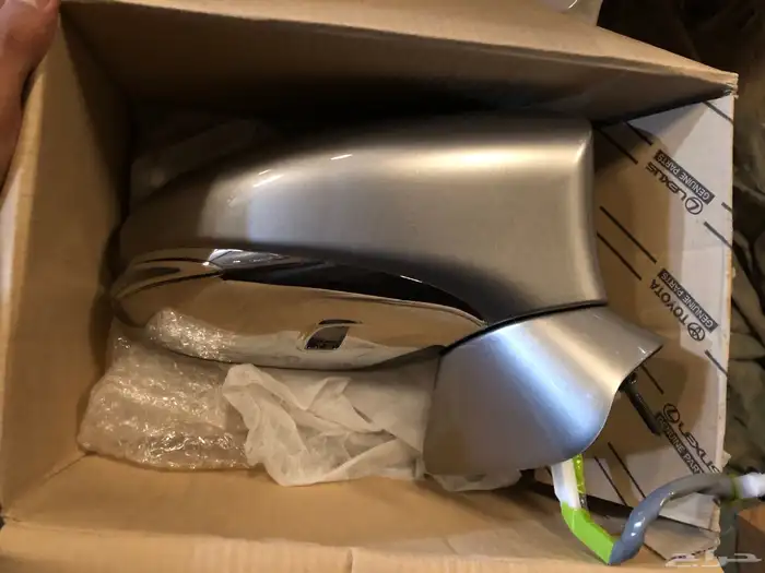 مرايه لكزس LS أصلي وكالة 0