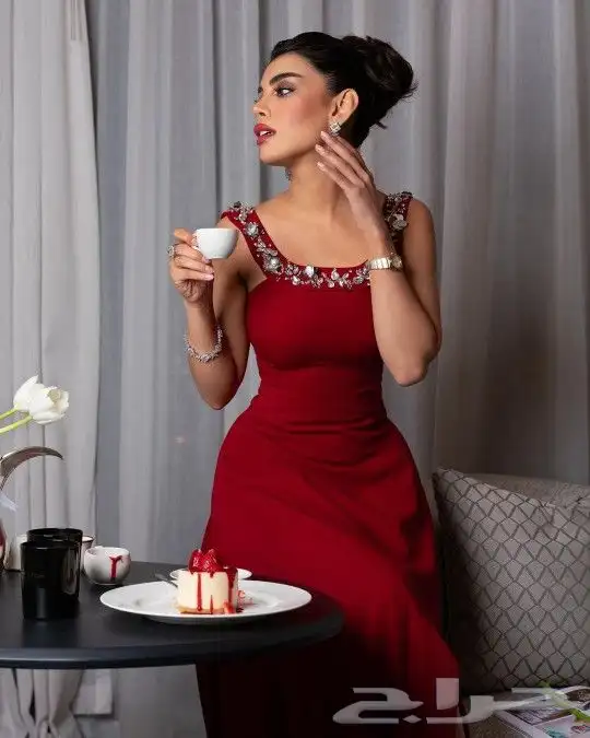 أفخم كوليكشن الشتاء فساتين سهرات و فساتين مخمل و مناسبات 41