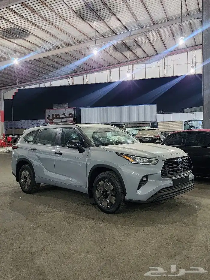 تويوتا هايلاندر GLE HEV 4x4 BLACK EDITION 7