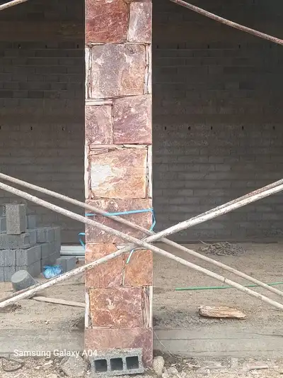 يوجد معلمين تلبيسات حجر تنومه وحجر بللحمر وحجرطبيعي 0