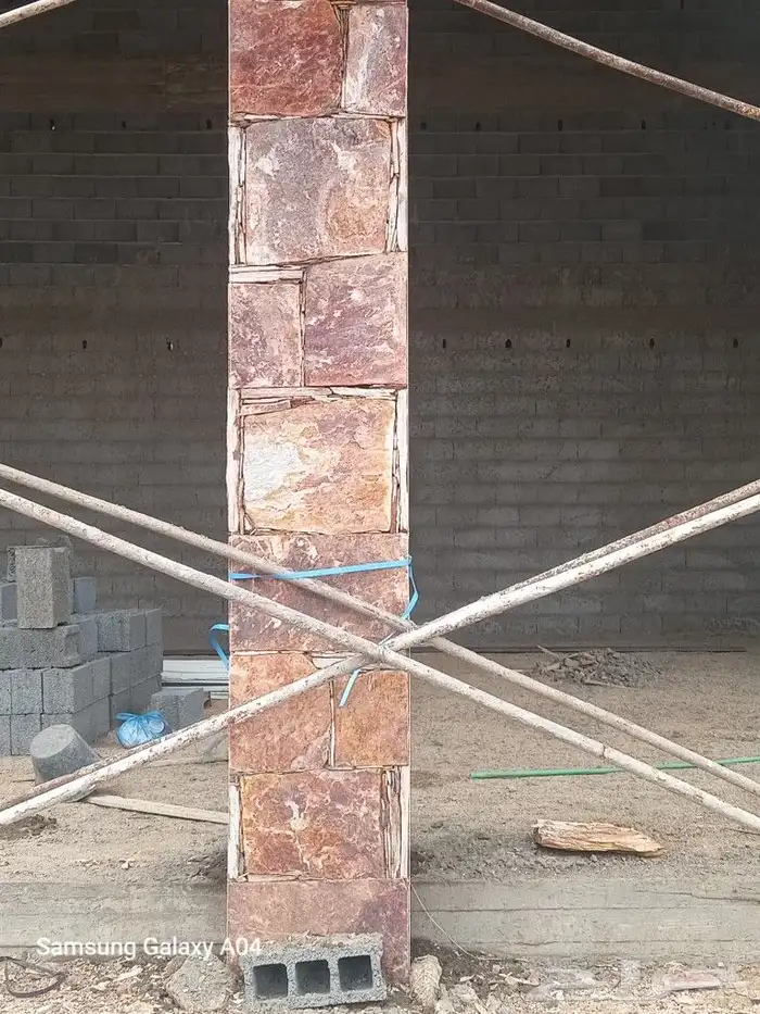 يوجد معلمين تلبيسات حجر تنومه وحجر بللحمر وحجرطبيعي 0