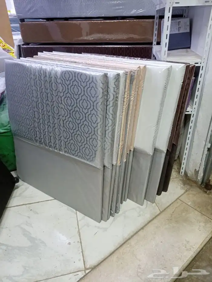 اسره خشب وسراير حديد مراتب بطانيات مفارش مخدات 8