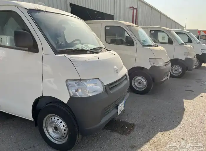 تويوتا فان بضاعه للإيجار الشهري 0