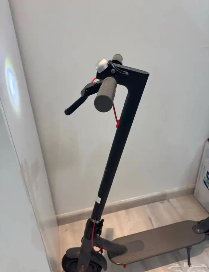 سكوتر كهربائي نظيف يعلم الله 1