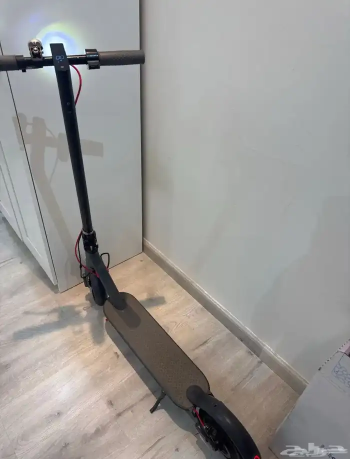 سكوتر كهربائي نظيف يعلم الله 0