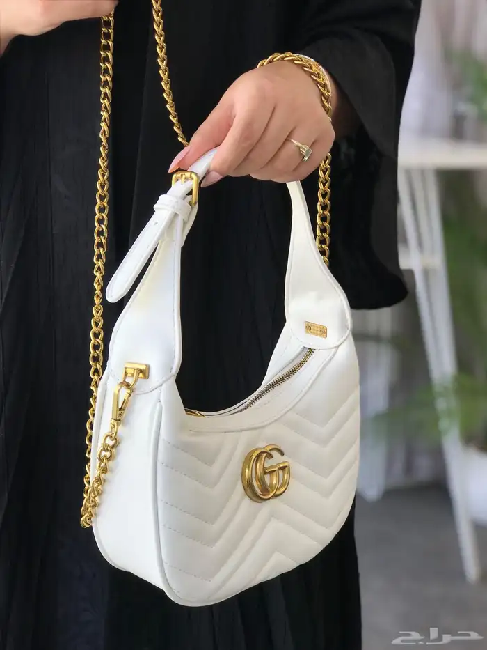 شنط قوتشي شامل التوصيل ودفع عند الاستلام 32