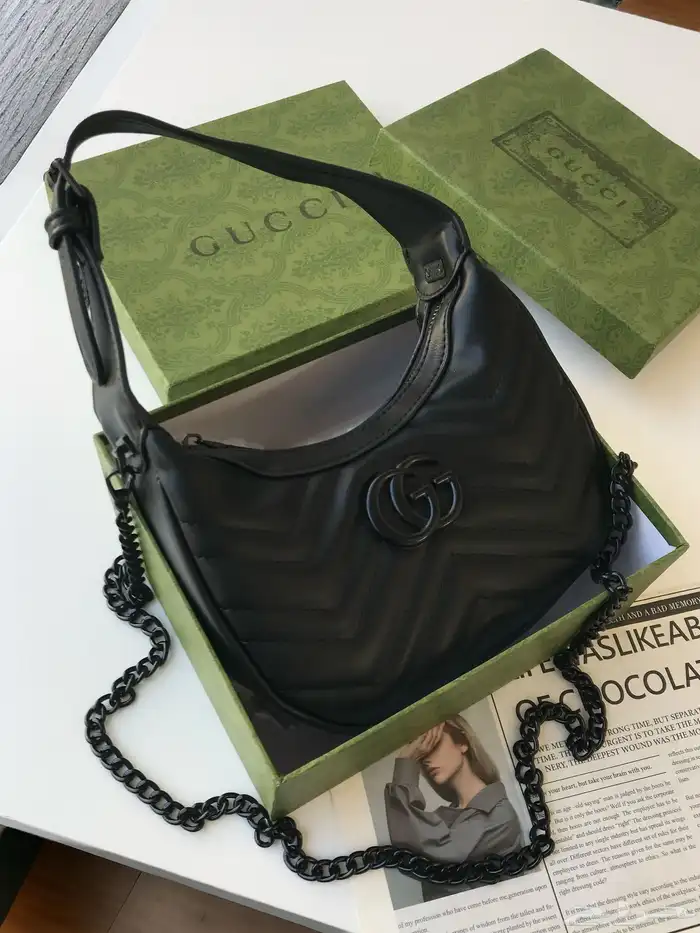 شنط قوتشي شامل التوصيل ودفع عند الاستلام 58