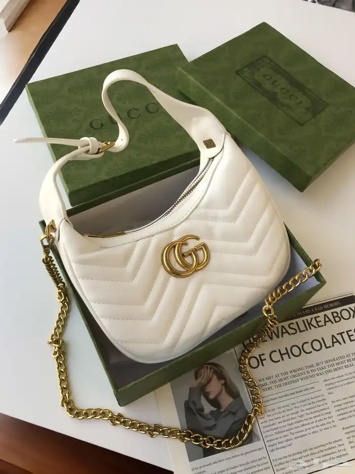 شنط قوتشي شامل التوصيل ودفع عند الاستلام 57