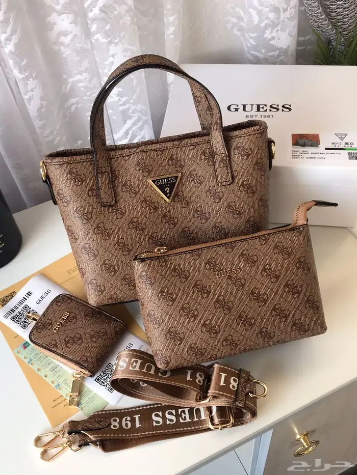 متجر شناط نسائية ماركه 13