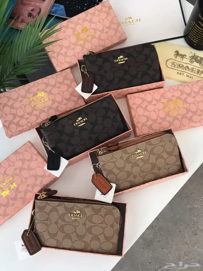 متجر شناط نسائية ماركه 19