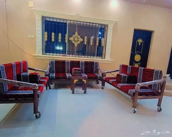 تراثيات ودلال وجارات مناقل كراسي 25